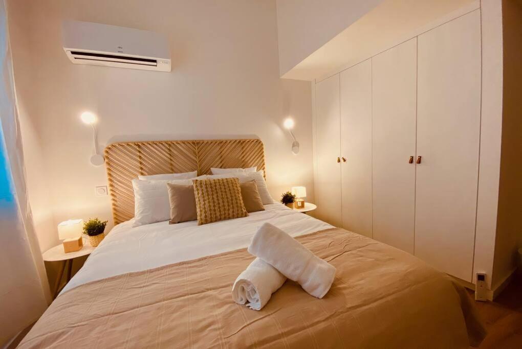 Terra Nostra - Townhouse - Swimming Pool Villa นีมส์ ภายนอก รูปภาพ